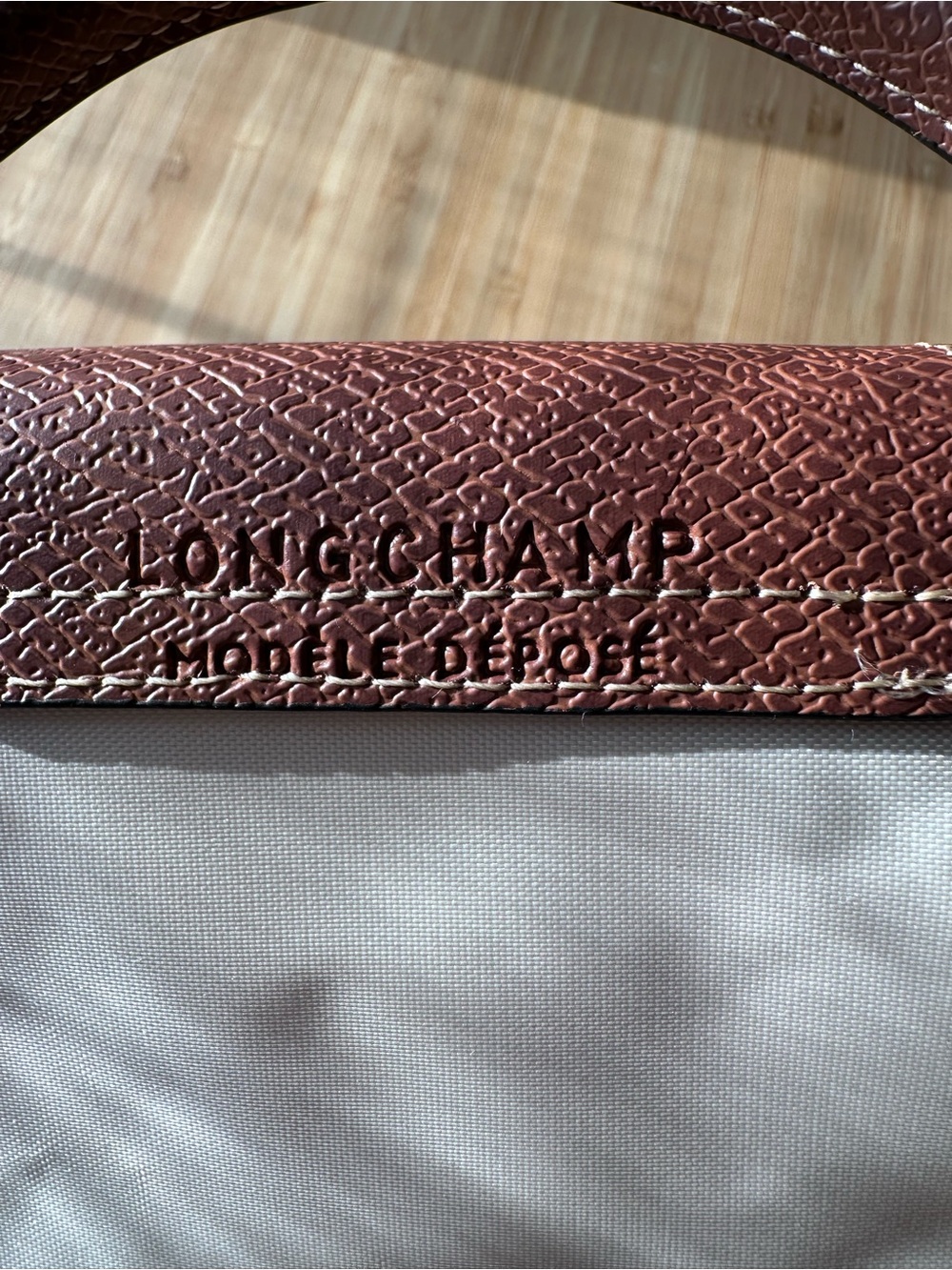 Longchamp original pouch mini bag
Beige cream color - Picture 6 of 10